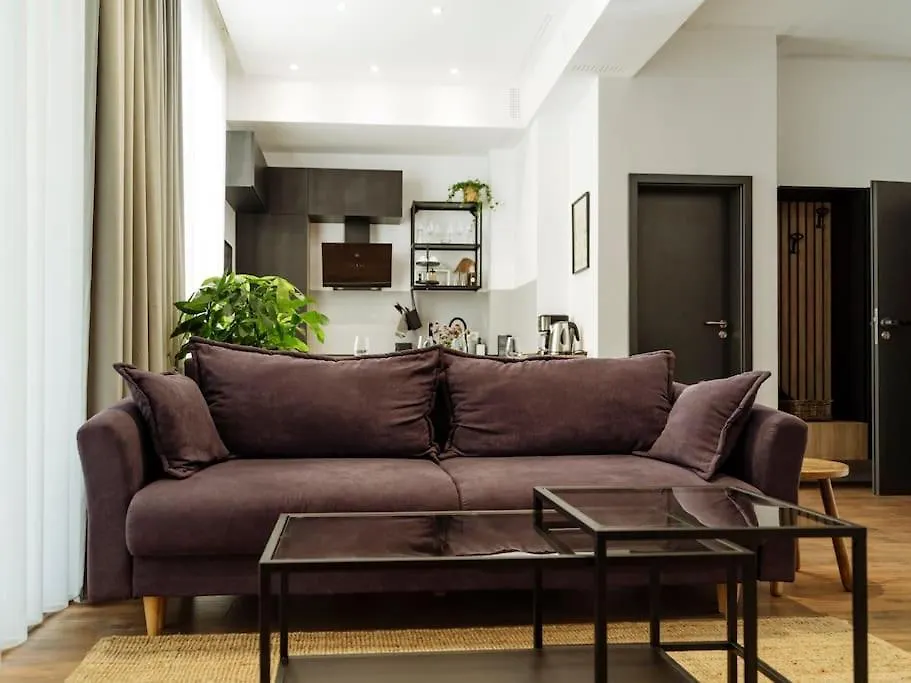 Central 1 Apartment - New Building & Parking Bucharest