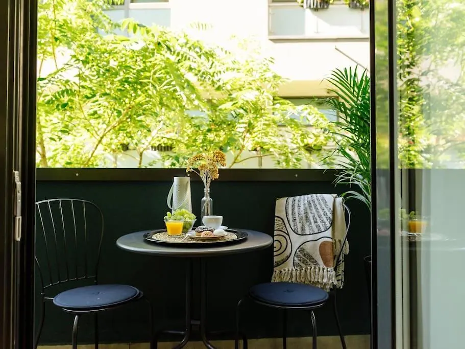 Central 1 Apartment - New Building & Parking Bucharest Romania