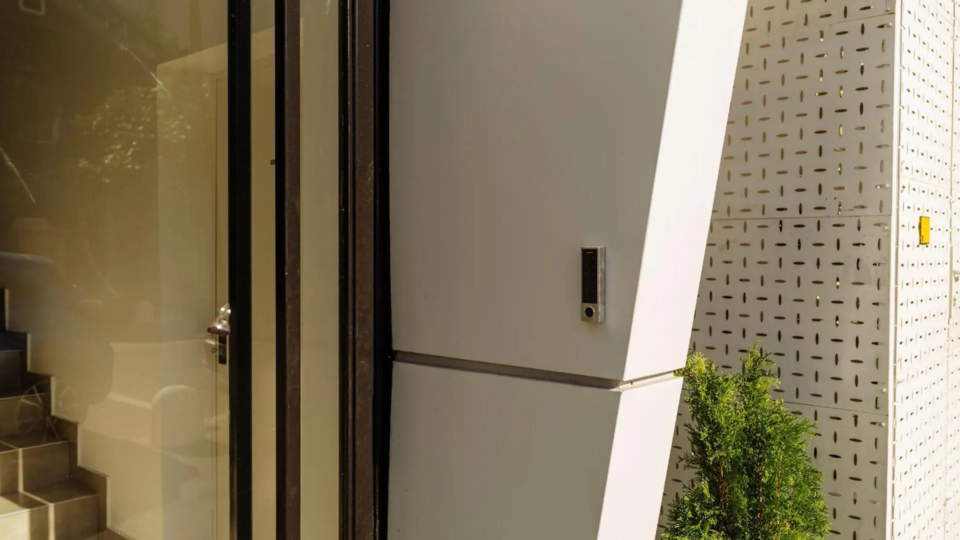 Central 1 Apartment - New Building & Parking Bucharest Romania