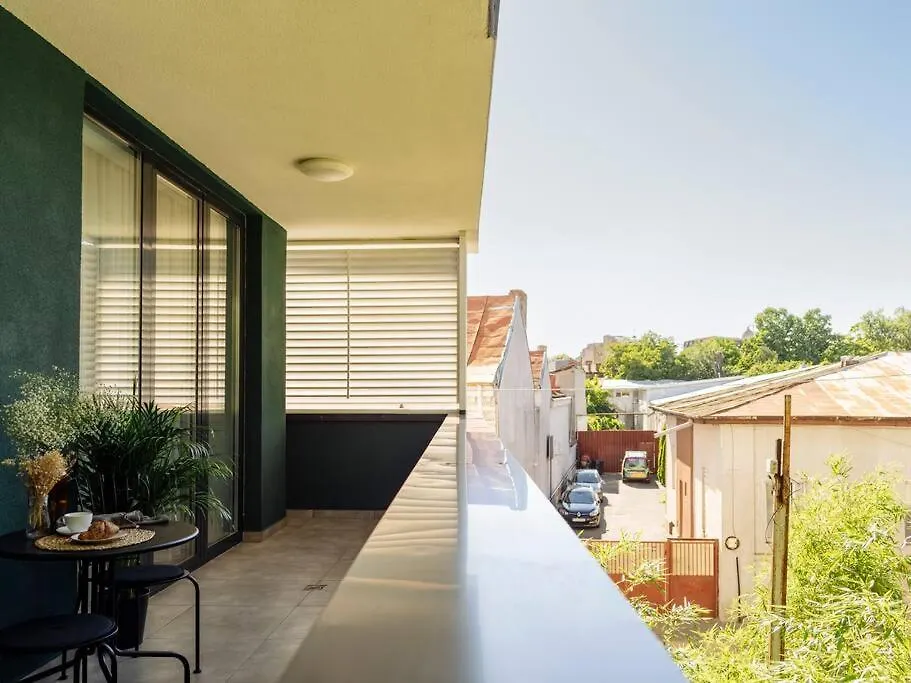 Central 1 Apartment - New Building & Parking Βουκουρέστι 0*,  Ρουμανία