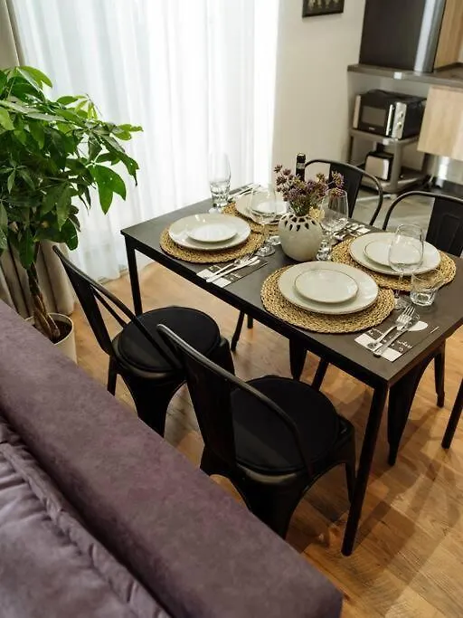 Central 1 Apartment - New Building & Parking Βουκουρέστι