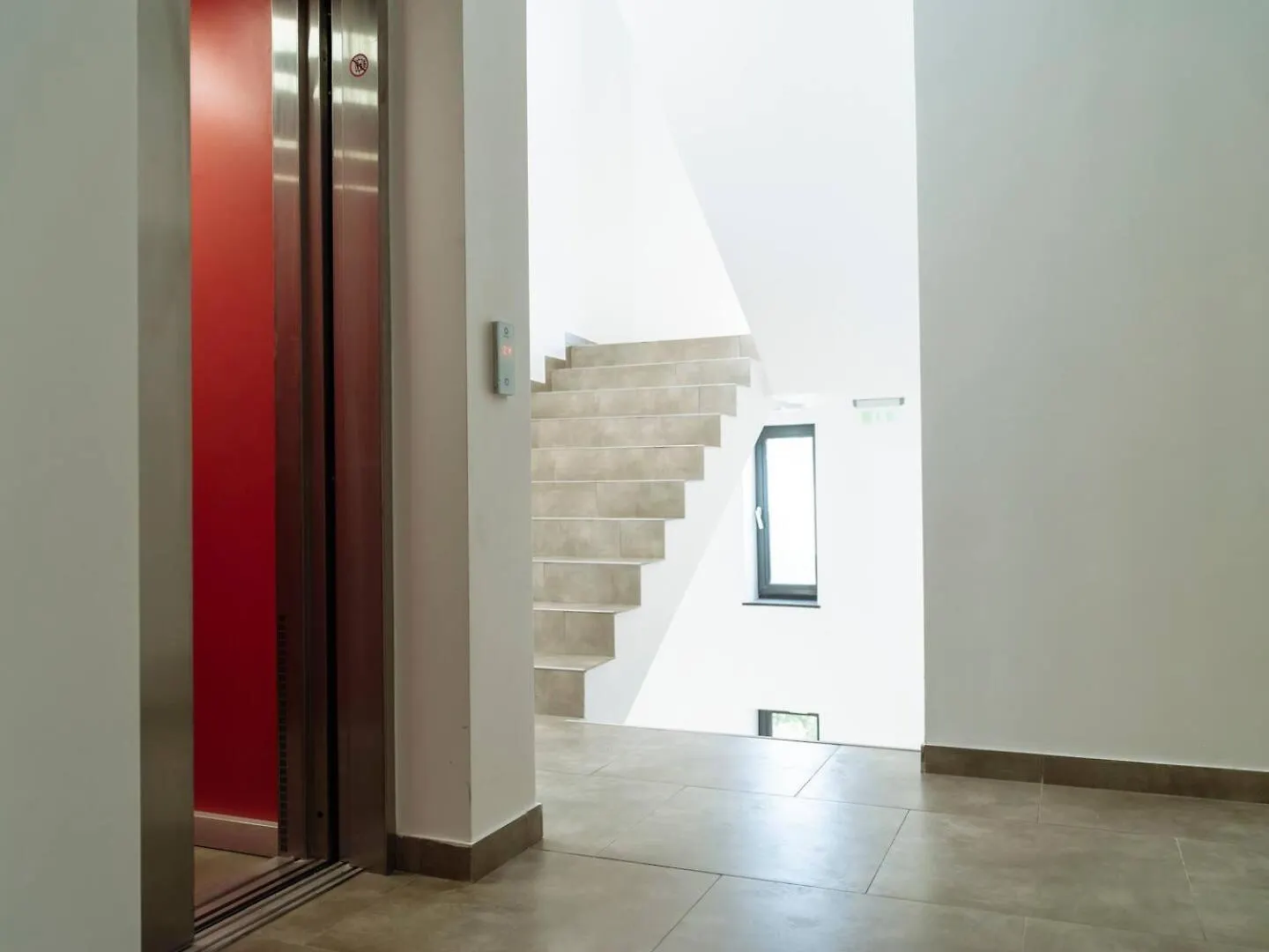 Central 1 Apartment - New Building & Parking Βουκουρέστι